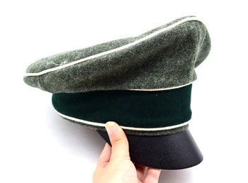 Naplativa kopija njemačke kape s vizir WH Crusher vremena Drugog svjetskog rata, zeleni šešir na zid